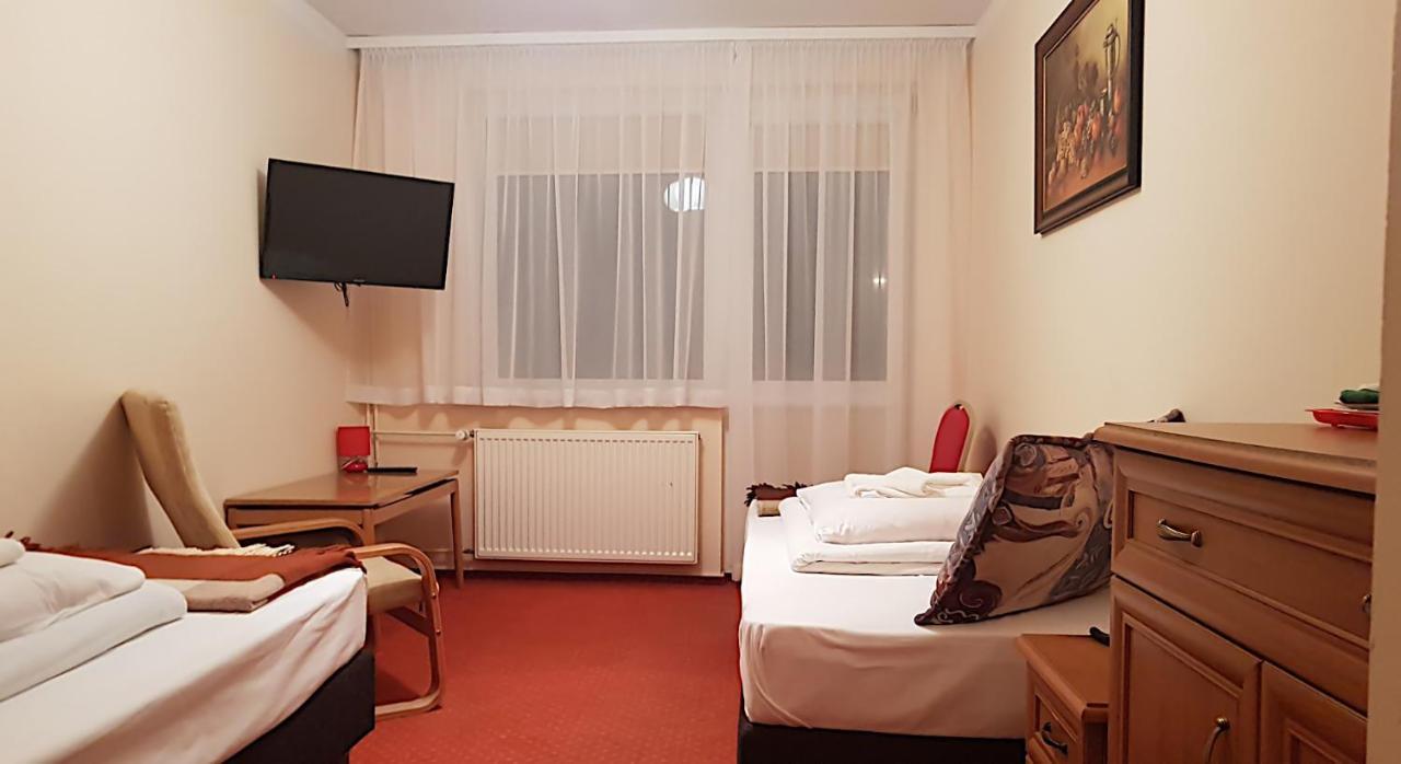 Osrodek Wypoczynkowo Rehabilitacyjny Wlokniarz Otel Ustka Dış mekan fotoğraf